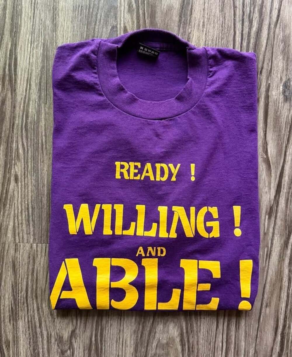 Vintage 90s Fruit of the Loom ‘Ready Willing and Able’ Graphic Tee